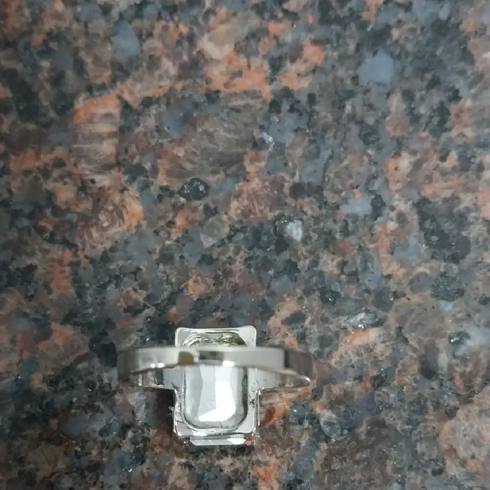 Unlisted Silver Ring with Clear Gemstone